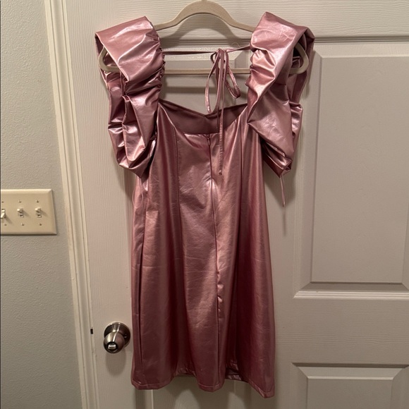 Metallic Rose Pink Puff Sleeve Mini Dress NWT - Picture 4 of 4